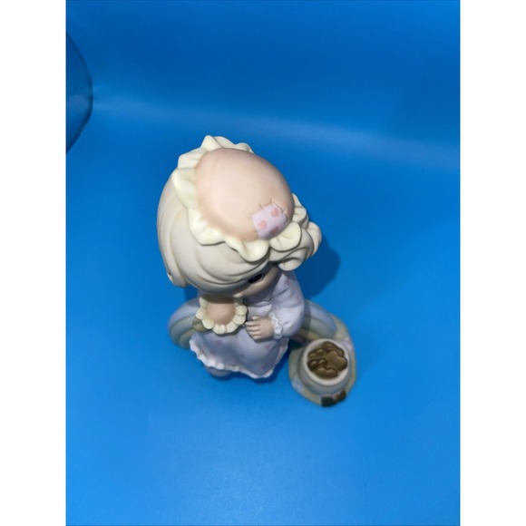 Precious Moments 1994 Figurine 'Dreams Really Do Come True' #128309‎  No Box - Picture 2 of 9